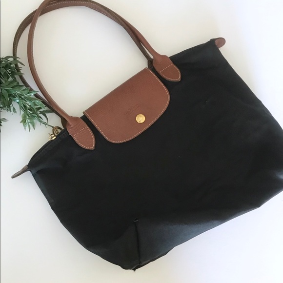 Longchamp Handbags - Longchamp Black Le Pliage Tote Bag Longchamp Handbags - Longchamp Black Le Pliage Tote Bag